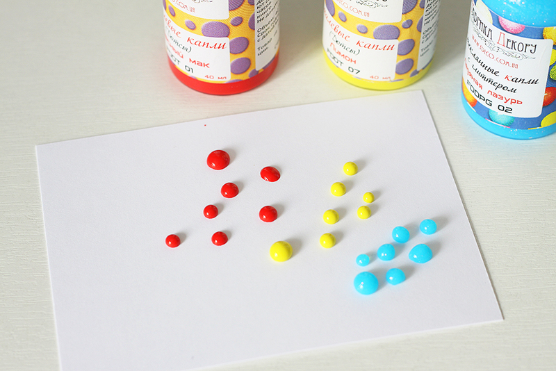 Жидкий жемчуг полностью застывает за сутки, поэтому им не начинают украшать, пока не преподнесут подарок Жидкий жемчуг полностью застывает за сутки, поэтому им не начинают украшать, пока не преподнесут подарок