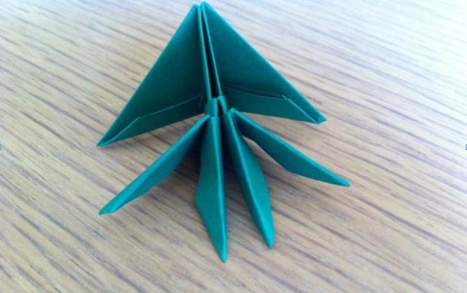 Вытынанки на Новый Год, трафареты на окна и шаблоны для вырезания из бумаги