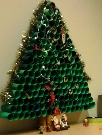 Вытынанки на Новый Год, трафареты на окна и шаблоны для вырезания из бумаги