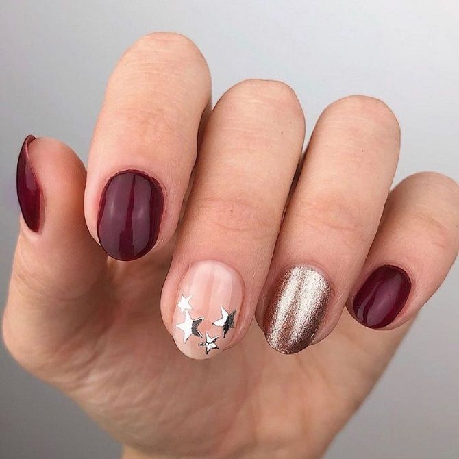 Новогодний маникюр 2022 на короткие ногти: новые варианты на любой вкус 17