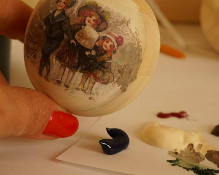 декупаж шаров под старину