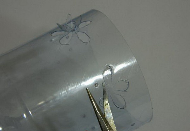 Новогодняя поделка из пластиковой бутылки