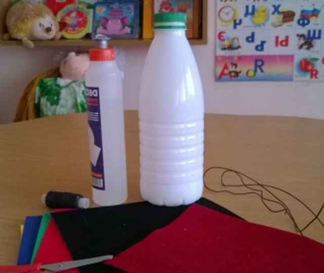 Новогодняя поделка из пластиковой бутылки