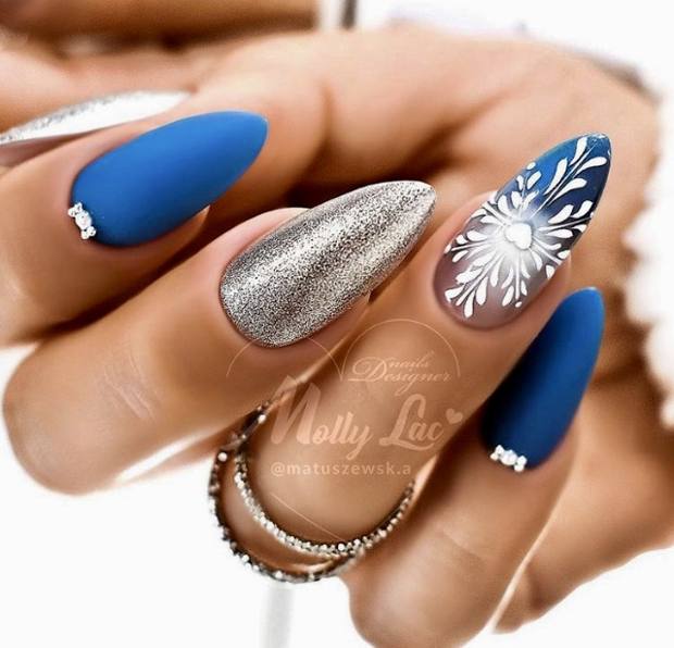 Маникюр на Новый год 2021 - красивые идеи (80 фото)