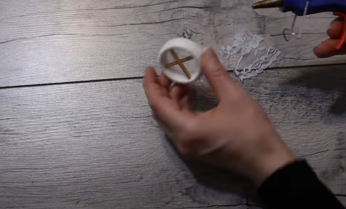 Поделки на Новый год в школу: 1 класс, 2 класс, 3 класс, 4 класс, оригинальные, простые, необычные, из всякой всячины, из подручных средств