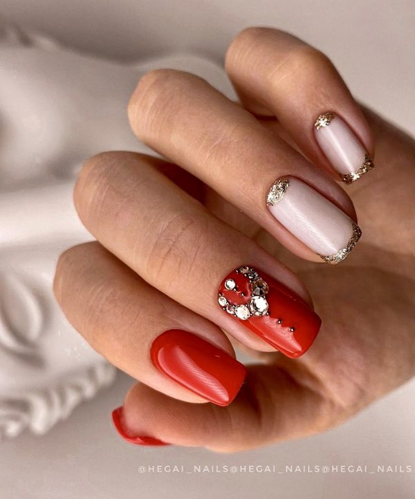 Маникюр на Новый год 2021 - красивые идеи (80 фото)