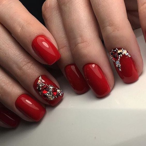 Красный маникюр 2022-2023: (210+ фото) тренды и новинки дизайна