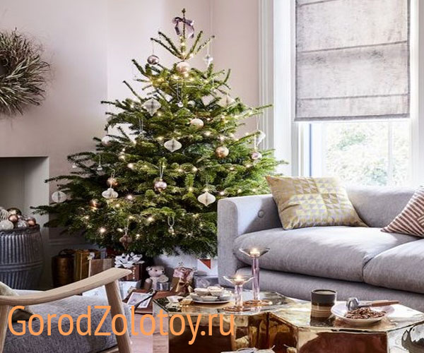 100 идей как нарядить ёлку в 2023 году: модные тренды
