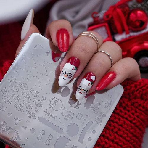 фото красного маникюра на Новый год 6