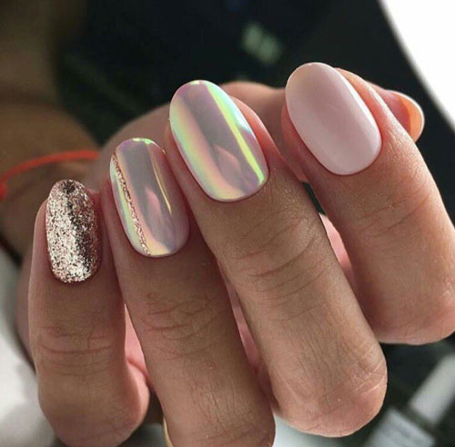 маникюр на короткие ногти новогодний дизайн 3