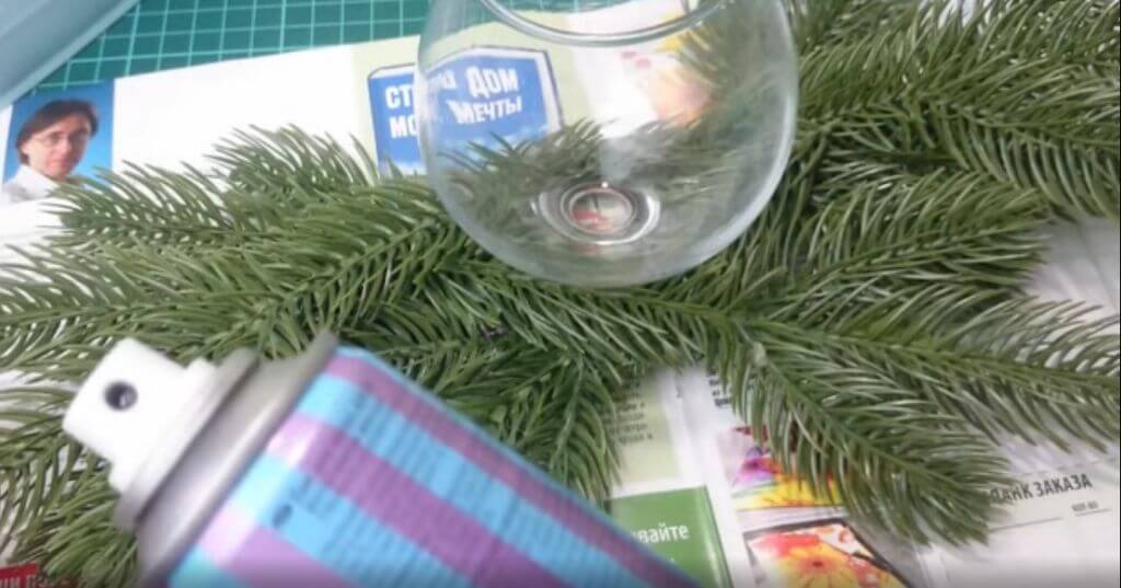 Самодельная корзинка для новогодних украшений