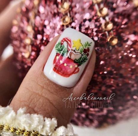 Маникюр на Новый год 2021 - красивые идеи (80 фото)