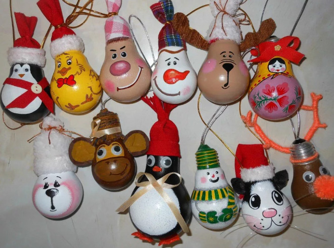 Игрушки с лампочками