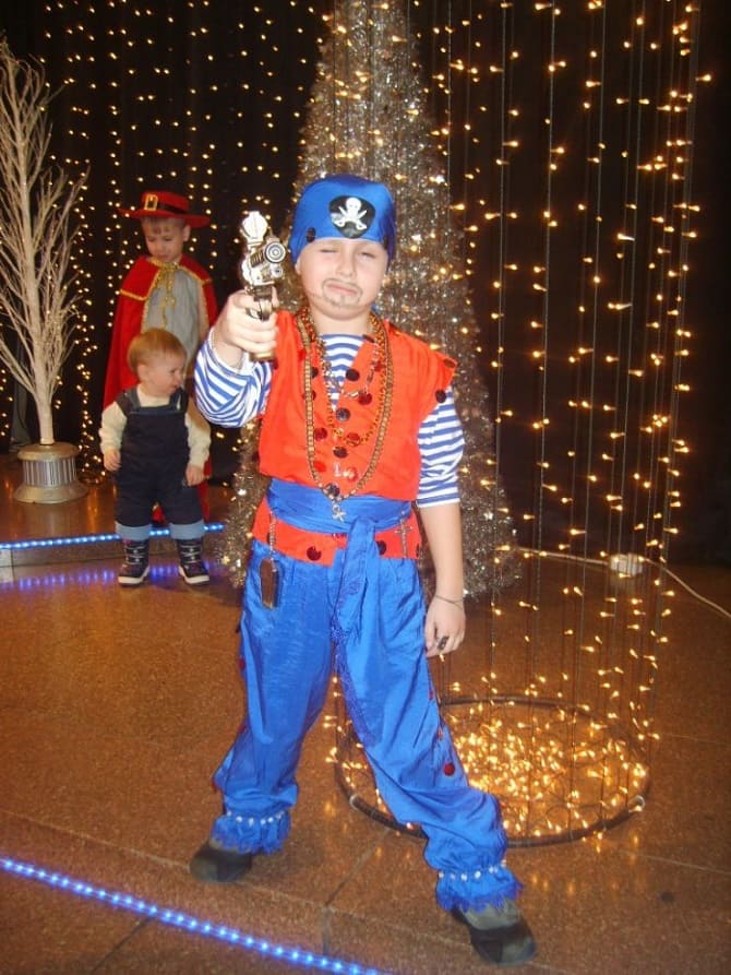 Как сделать костюм на Новый год 2023 для детей: свежие идеи 25