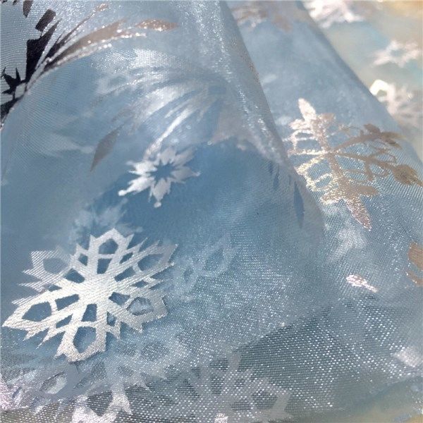 Рисунки на окнах к новому году 2022 гуашью, зубной пастой и прочими способами